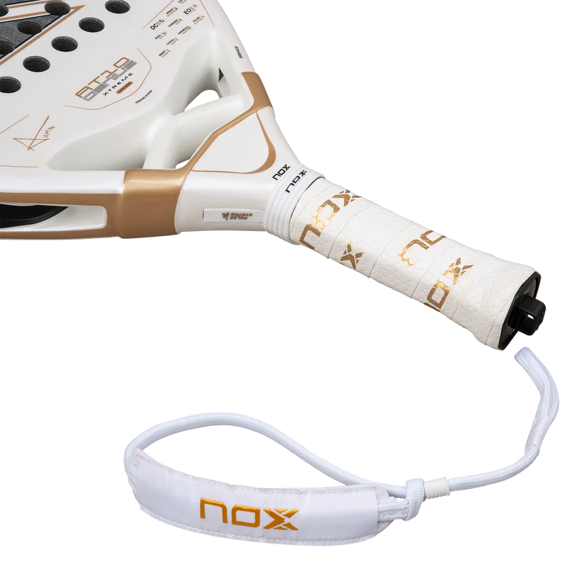 Pala de Pádel NOX AT10 Genius 12K Alum Xtrem de Agustín Tapia (2026)