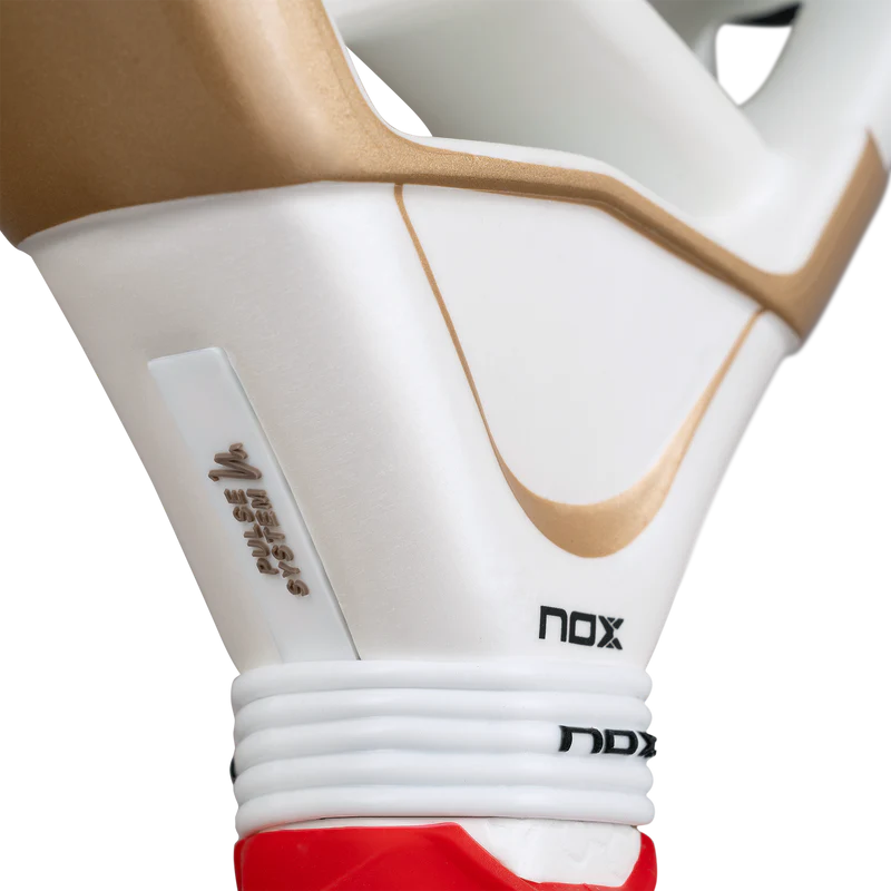 Pala de Pádel NOX AT10 Genius 12K Alum Xtrem de Agustín Tapia (2026)